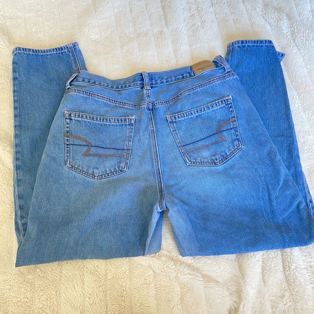 American Eagle Mom Jeans